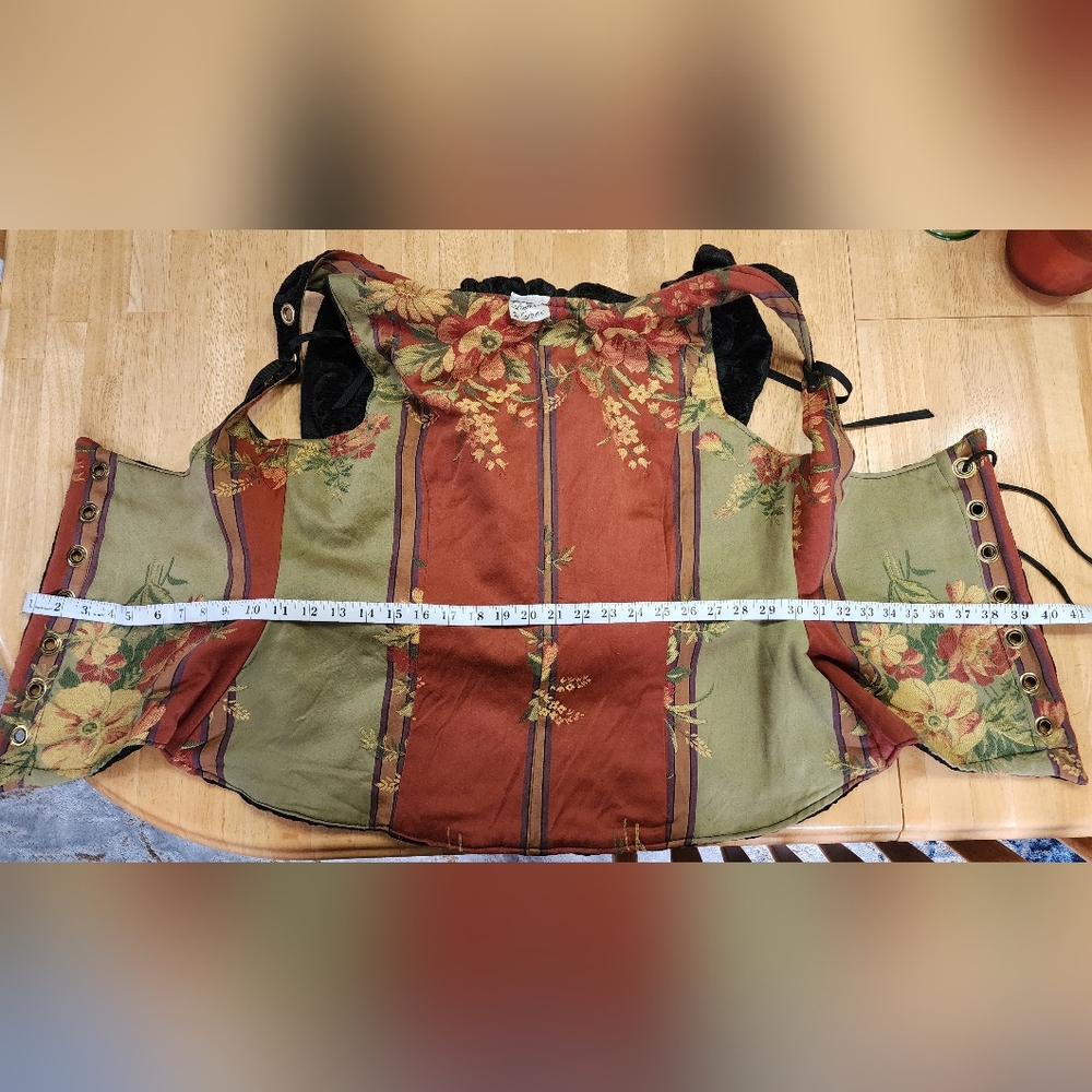 Floral Patterned Women's Top